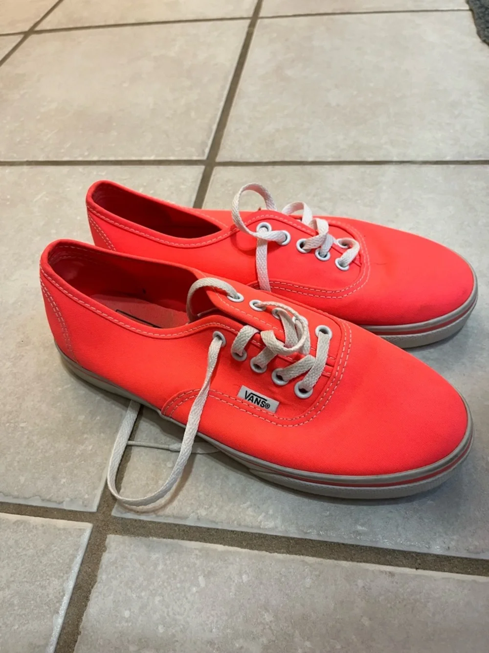 Hot pink VANS size 5.5